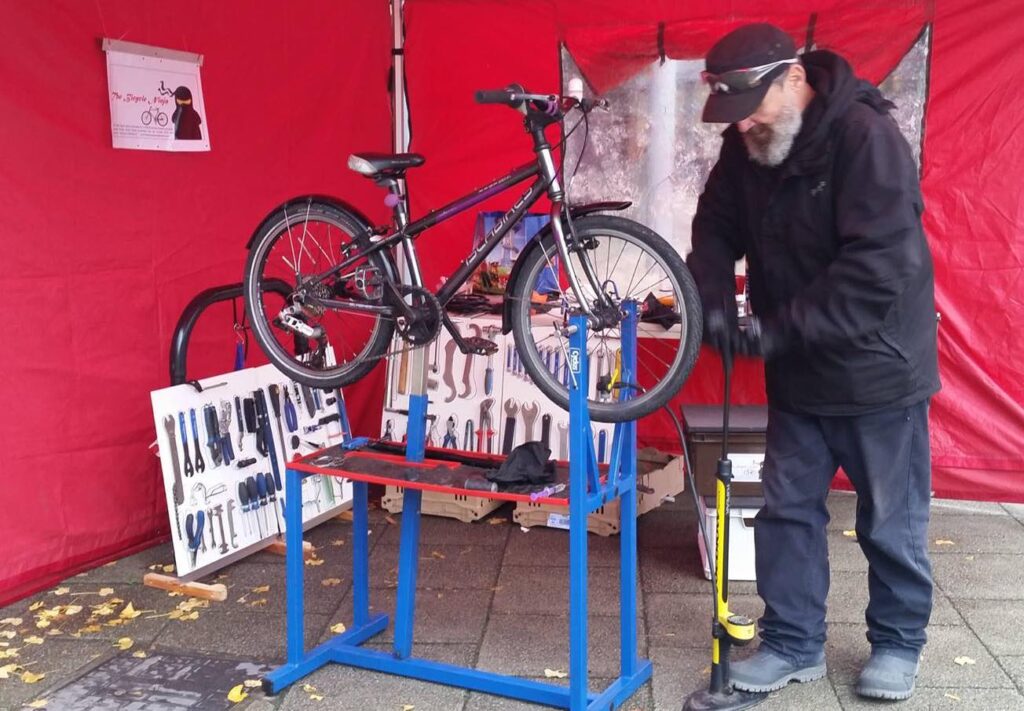 Bike market on sale near me